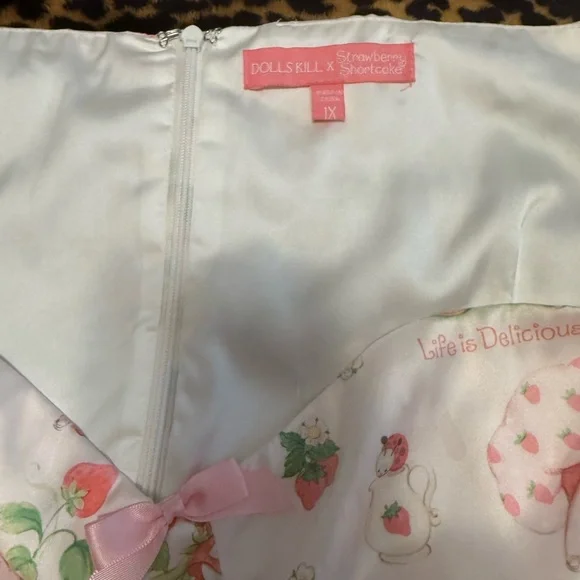 Strawberry Shortcake Dollskill dress - Picture 5 of 8